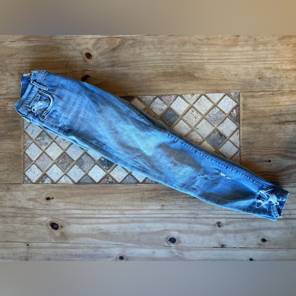 AGOLDE Light Wash Distressed Denim Jeans, Size 23, Excellent Preloved Condition - Picture 7 of 7